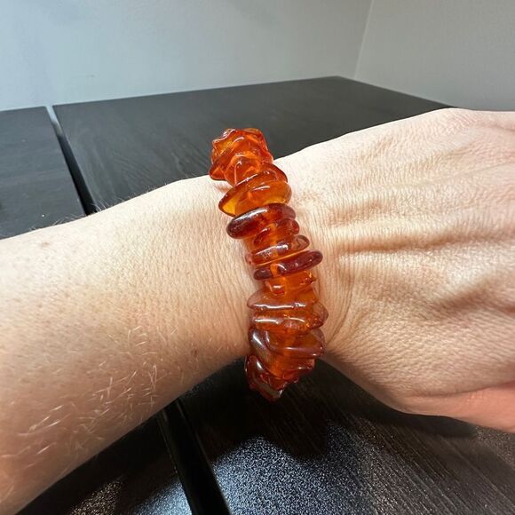 Chunky Baltic amber healing stretchy bracelet! - Picture 5 of 7